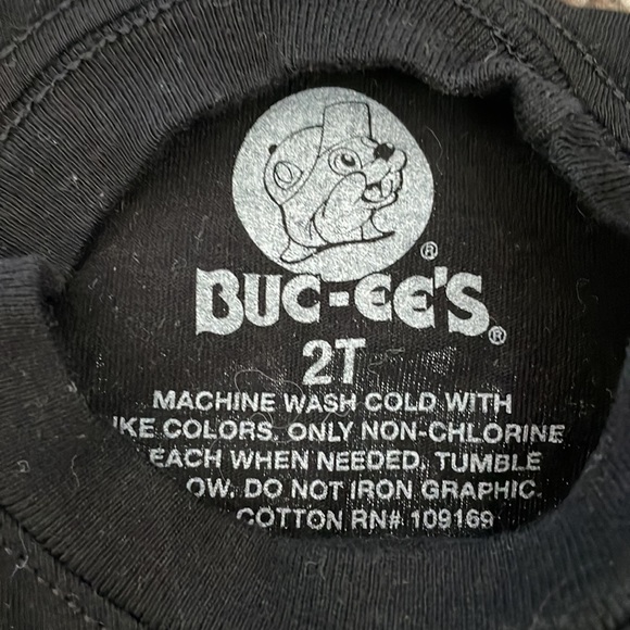 Buc-ee’s spooky stuff t-shirt - 2T - Picture 4 of 4